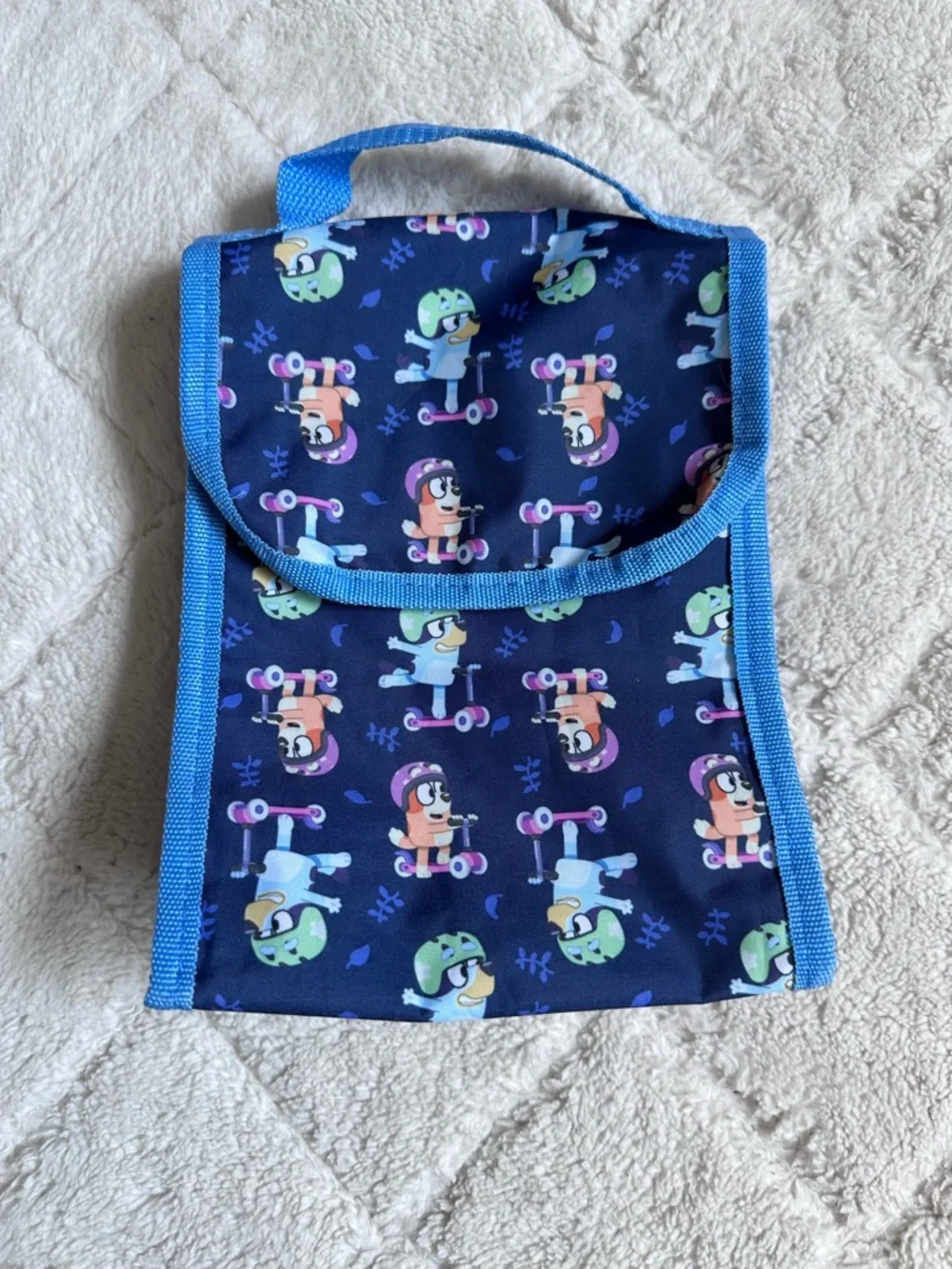 Disney | Bluey and Bingo Scooter Print Lunch bag